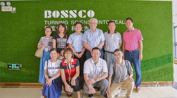 加拿大不列颠哥伦比亚大学专家莅临幸运传世考察指导