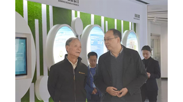 中国环境保护产业协会副会长刘启风一行莅临湖南幸运传世调研