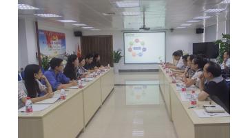 南宁市教育局调研组莅临幸运传世调研